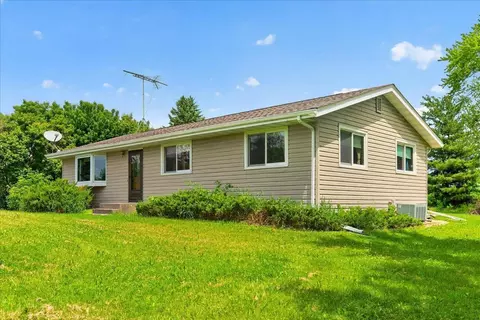 Exterior - 8625 Burr Oak Ln, Maple Plain, MN 55359 photo 4 of 6