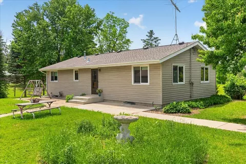 Exterior - 8625 Burr Oak Ln, Maple Plain, MN 55359 photo 1 of 6