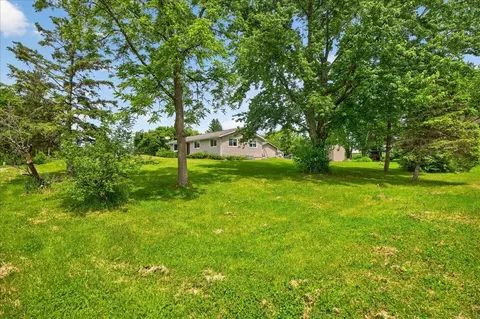 Exterior - 8625 Burr Oak Ln, Maple Plain, MN 55359 photo 5 of 6