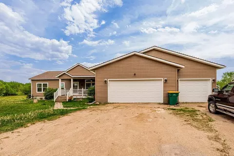 Exterior - 768 6th Ave, Walcott, ND 58077 photo 13 of 22