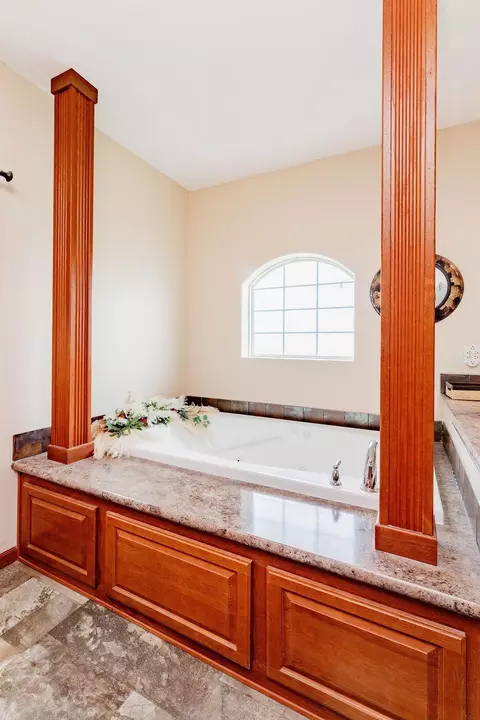 Bath - 768 6th Ave, Walcott, ND 58077 photo 1 of 7