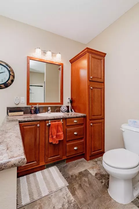 Bath - 768 6th Ave, Walcott, ND 58077 photo 3 of 7
