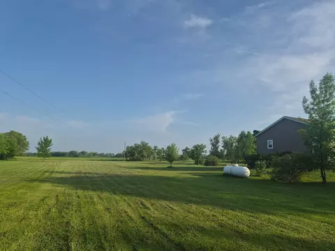 Exterior - 768 6th Ave, Walcott, ND 58077 photo 4 of 22