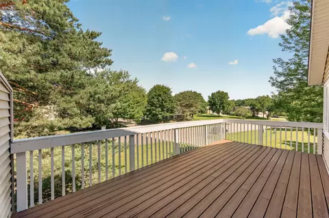 Exterior - 4664 Ridge Cliff Dr, Eagan, MN 55122 photo 9 of 11