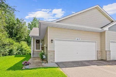 617 86th Ln NW, Coon Rapids, MN 55433