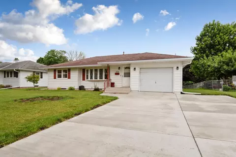 356 Mcindoe St, Owatonna, MN 55060