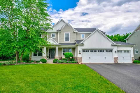 2123 Vermillion Curv, Woodbury, MN 55129
