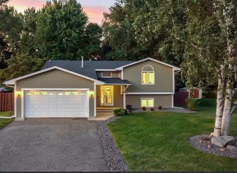 1136 Minnesota St S, Shakopee, MN 55379