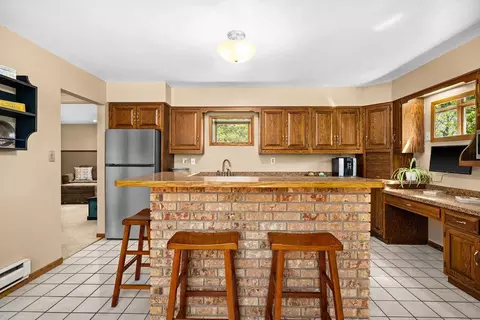 Kitchen - 5558 E Grandview Rd, Proctor, MN 55810 photo 2 of 4