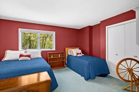 Bedroom - 5558 E Grandview Rd, Proctor, MN 55810 photo 5 of 8