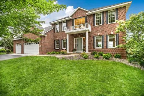 12322 Jasper Ln, Eden Prairie, MN 55347