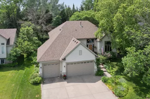 638 Oakwood Dr, Shoreview, MN 55126
