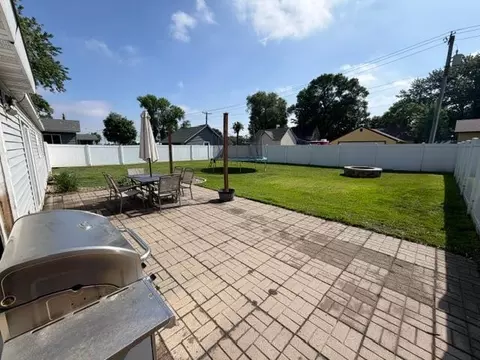 Exterior - 247 7th St, Dawson, MN 56232 photo 3 of 4