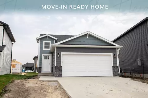 6782 Meadow View Dr S, Fargo, ND 58104