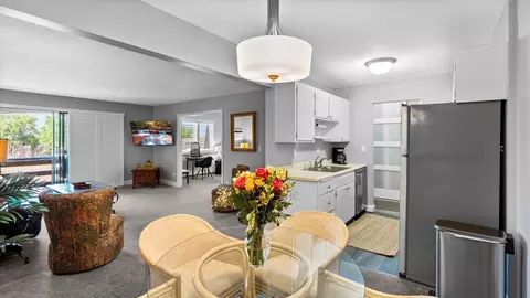 Dining - 4397 Wilshire Blvd #E305, Mound, MN 55364 photo 1 of 2
