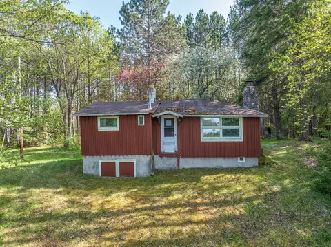 2685 Elliots Lake Rd, Eveleth, MN 55734