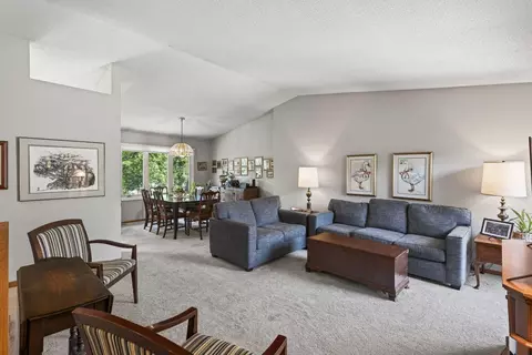 3706 Westmark Cir, Minnetonka, MN 55345