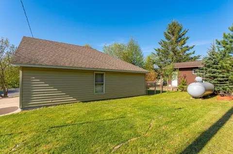 Exterior - 304 E James St Byp, Ely, MN 55731 photo 4 of 9