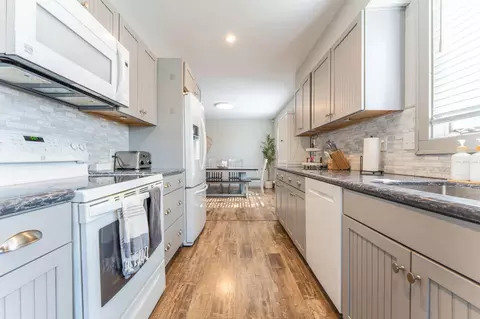 Kitchen - 304 E James St Byp, Ely, MN 55731 photo 1 of 3