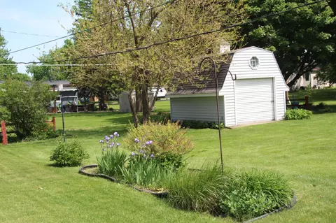 Exterior - 561 4th St E, Hector, MN 55342 photo 3 of 3