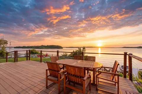 7492 Old Whiskey Rd, Pequot Lakes, MN 56472