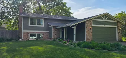 7965 Sierra Pkwy, Brooklyn Park, MN 55444