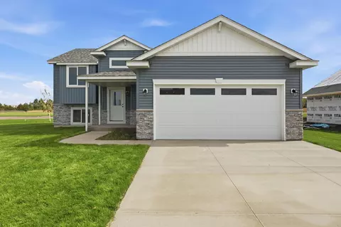305 Kira Ct, Paynesville, MN 56362
