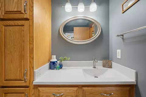 Bath - 1845 Paulis Dr, Faribault, MN 55021 photo 5 of 6
