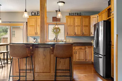 Kitchen - 1845 Paulis Dr, Faribault, MN 55021 photo 9 of 10
