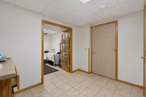 Entry Way - 1845 Paulis Dr, Faribault, MN 55021 photo 2 of 3