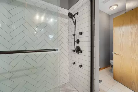 Bath - 1845 Paulis Dr, Faribault, MN 55021 photo 3 of 6