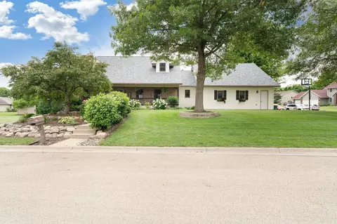 Exterior - 1845 Paulis Dr, Faribault, MN 55021 photo 2 of 19