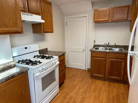 Kitchen - 525527 8th Ave N, Saint Cloud, MN 56303 photo 1 of 4