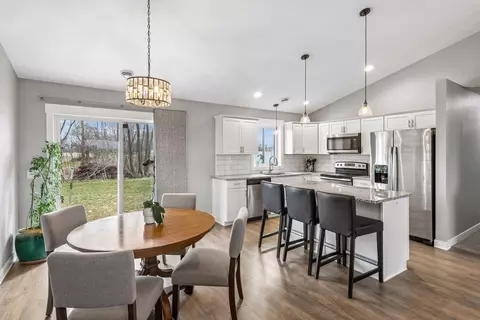 555 Western Ave, Green Isle, MN 55338