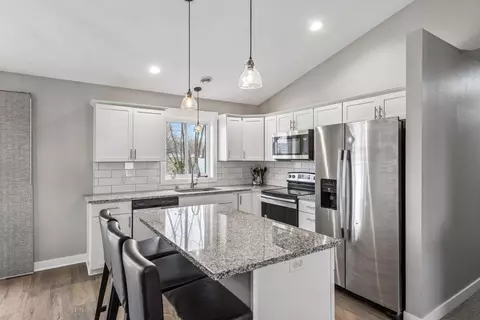 555 Western Ave, Green Isle, MN 55338