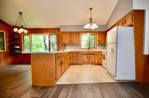 Kitchen - 20692 Keystone Rd, Milaca, MN 56353 photo 1 of 4