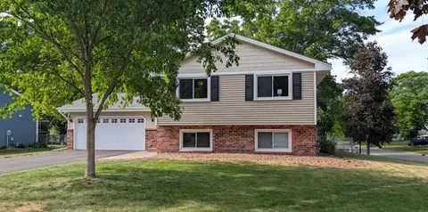1731 130th Ave NE, Blaine, MN 55449