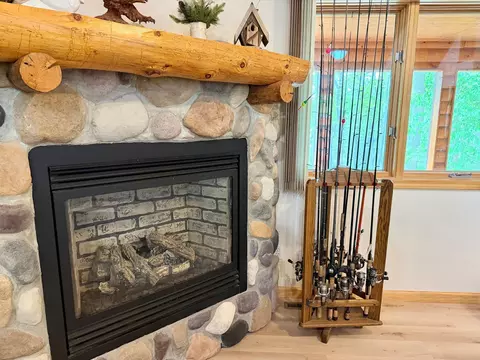Living - 4395 Mckeown Point Trl NW, Hackensack, MN 56452 photo 3 of 6