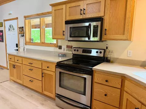 Kitchen - 4395 Mckeown Point Trl NW, Hackensack, MN 56452 photo 4 of 13