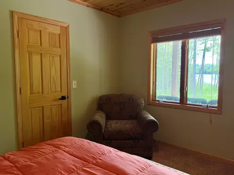 Bedroom - 4395 Mckeown Point Trl NW, Hackensack, MN 56452 photo 8 of 9