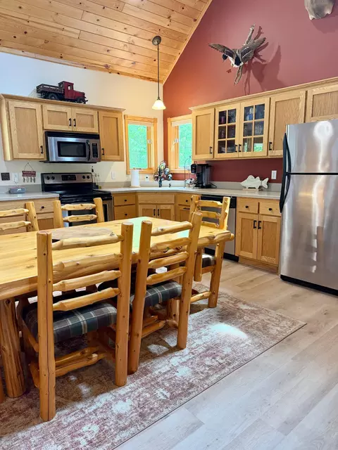 Kitchen - 4395 Mckeown Point Trl NW, Hackensack, MN 56452 photo 7 of 13