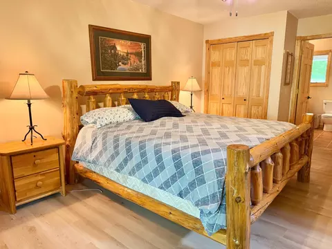 Bedroom - 4395 Mckeown Point Trl NW, Hackensack, MN 56452 photo 3 of 9