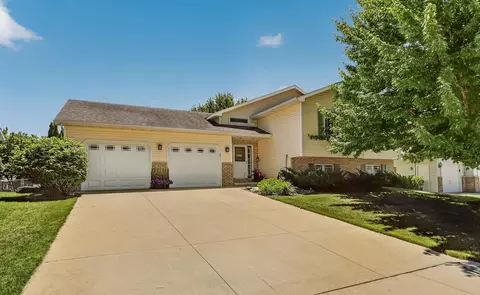 4462 Durham Ln NW, Rochester, MN 55901