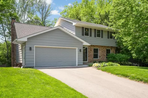 5337 Whiting Ave, Edina, MN 55439