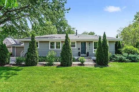 531 Locust St, Chaska, MN 55318