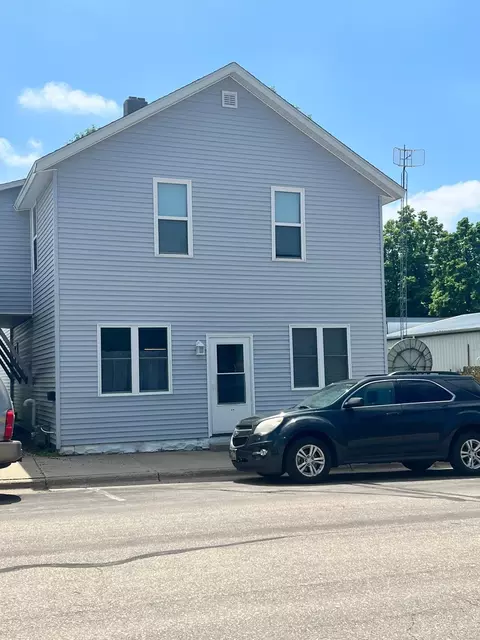 617 W 3rd St, Madison, MN 56256