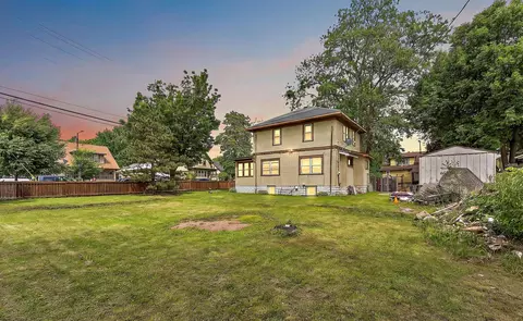 982 Case Ave, Saint Paul, MN 55106