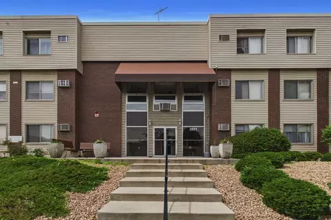2801 Flag Ave N #222, New Hope, MN 55427