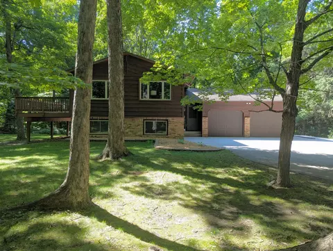 4697 Mcallister Ave NE, Saint Michael, MN 55376