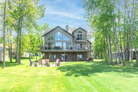 47221 220th Pl, Mcgregor, MN 55760